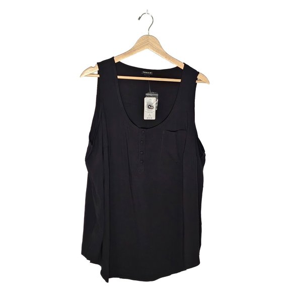 Sleeveless Tank - Picture 4 of 7